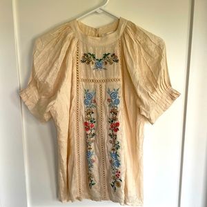 Bömhe Woman’s Size Xs Flower Embroidered Blouse